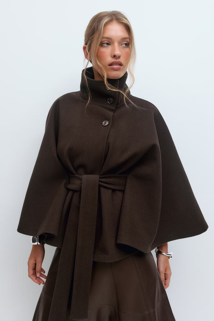 THALINDRAE – ELEGANT WOMEN’S BELTED COAT