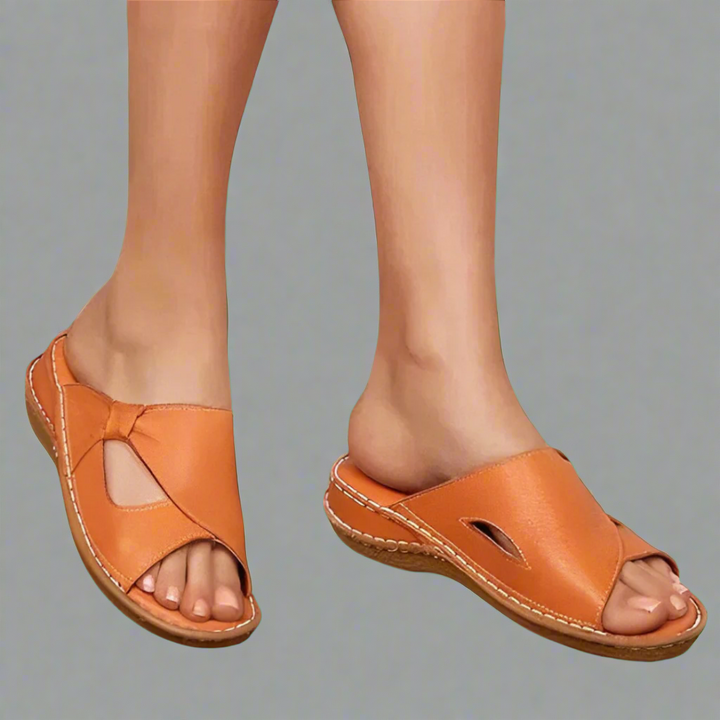 CASUAL SLIDE SANDALS