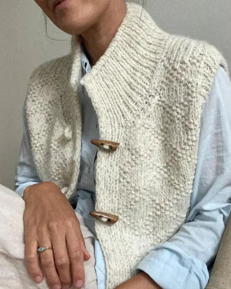 INGRID – COZY KNIT SLEEVELESS CARDIGAN