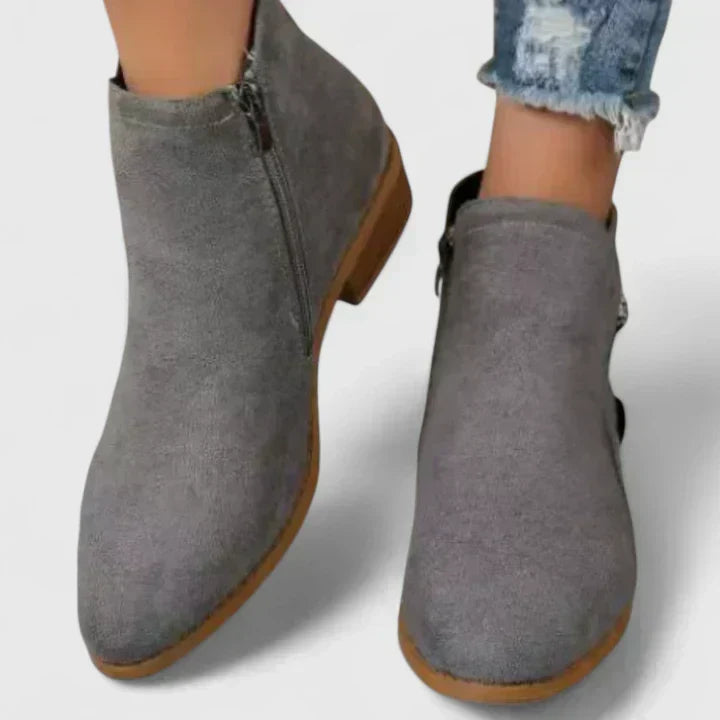 82727344832860