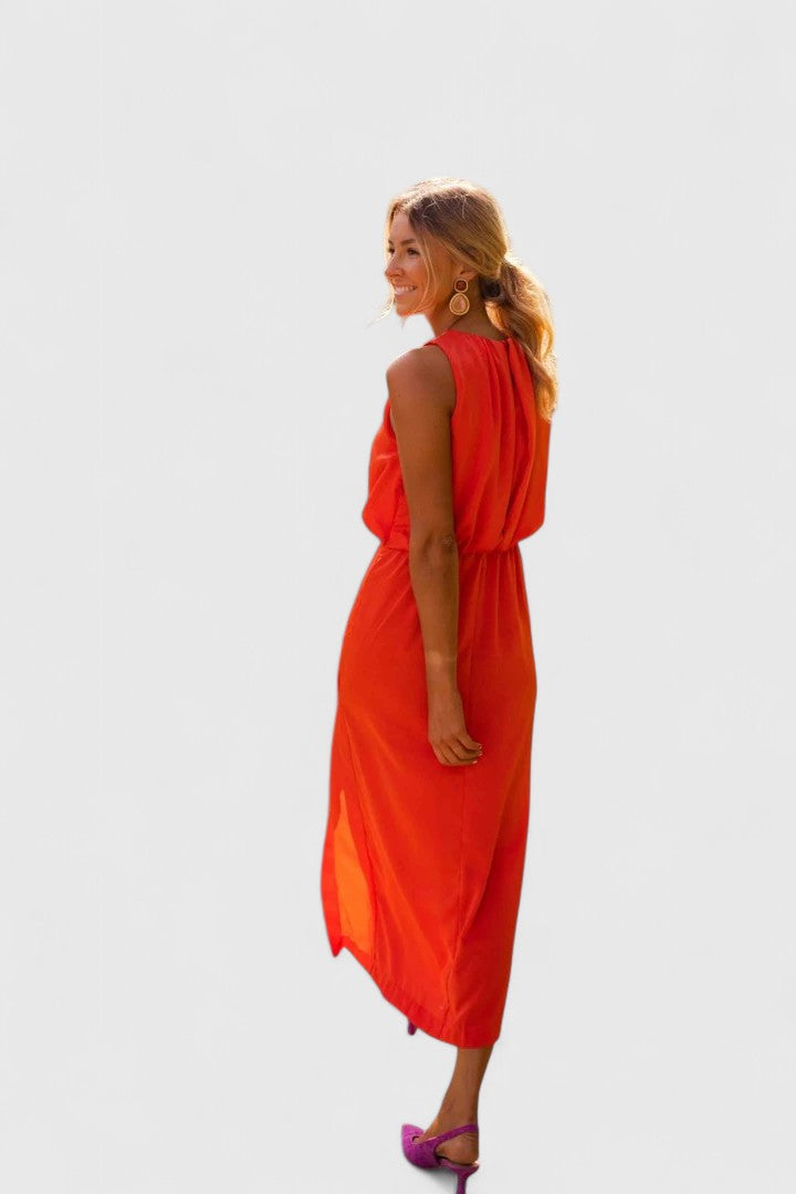 Hayden Theonae™ | Comfortable Midi Dress